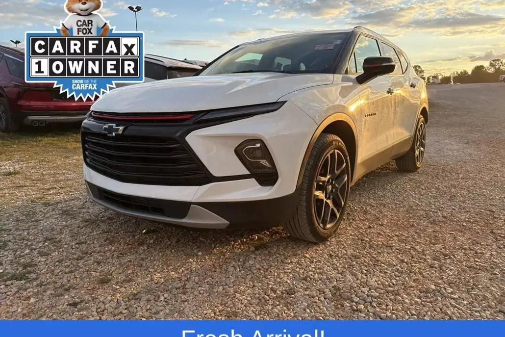 2023 Chevrolet Blazer 3LT photo 1