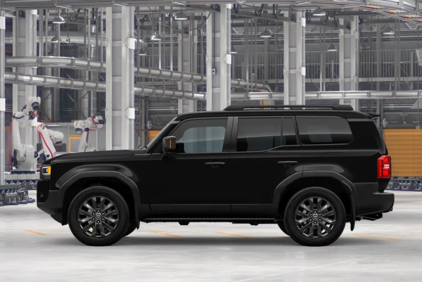 2025 Toyota Land Cruiser photo 1