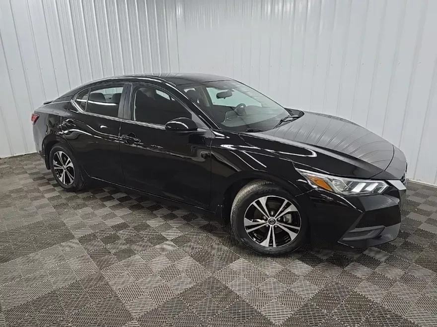 2022 Nissan Sentra SV photo 1
