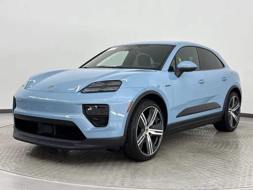 2025 Porsche Macan Electric photo 1