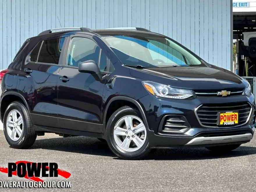 2021 Chevrolet Trax LT photo 1
