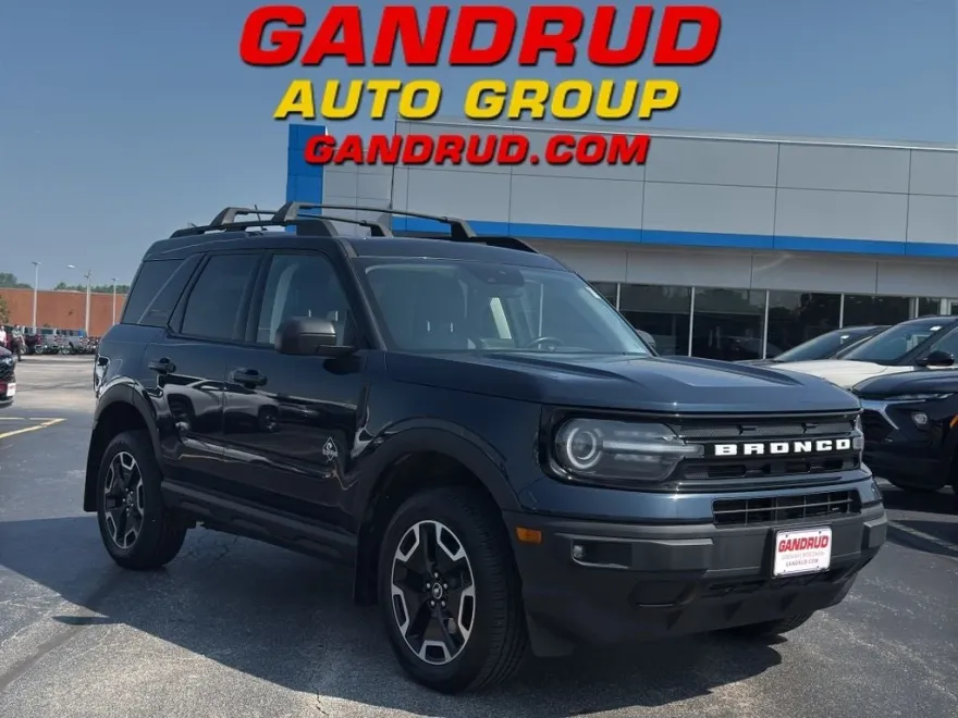 2021 Ford Bronco Sport Outer Banks photo 1