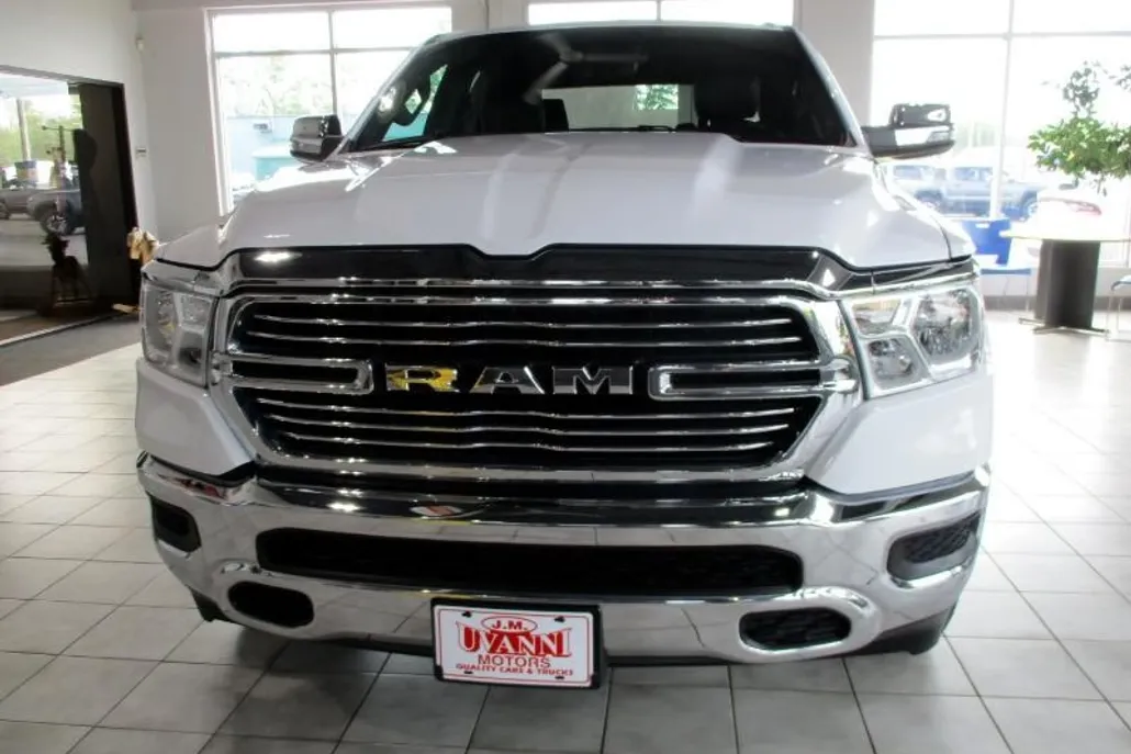 2024 Ram 1500 Laramie photo 1