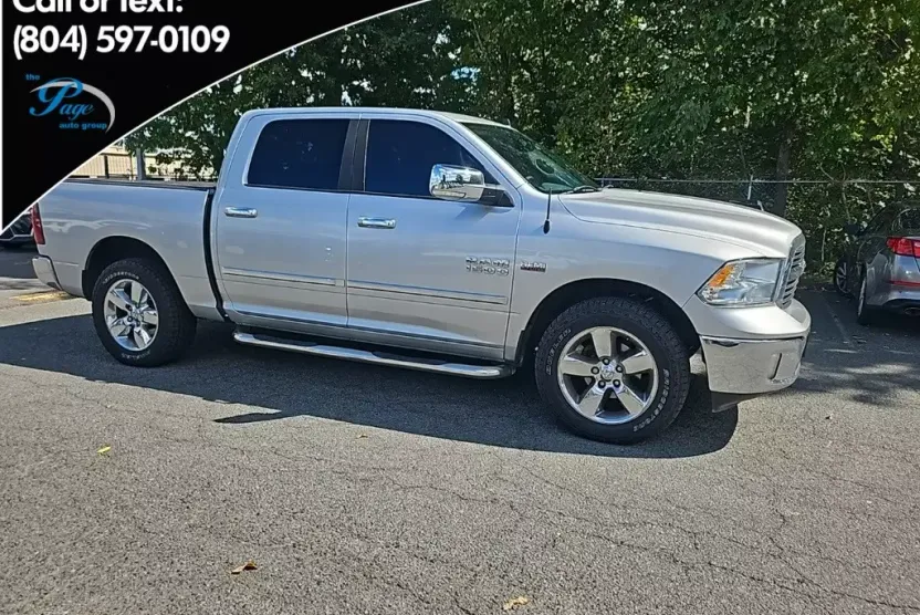 2015 Ram 1500 SLT photo 1