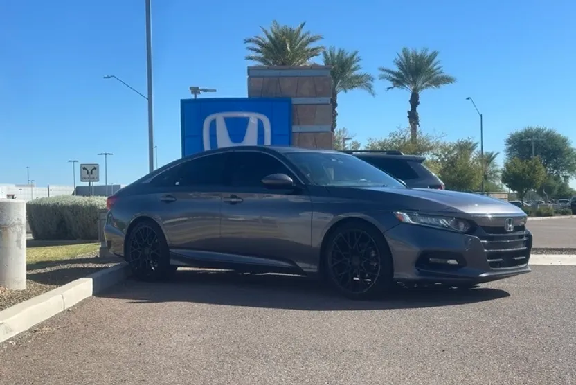 2018 Honda Accord Sport photo 1