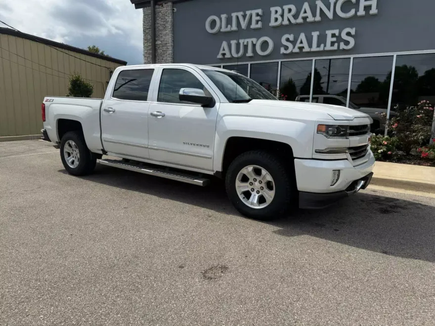 2018 Chevrolet Silverado 1500 Z71 LTZ photo 1