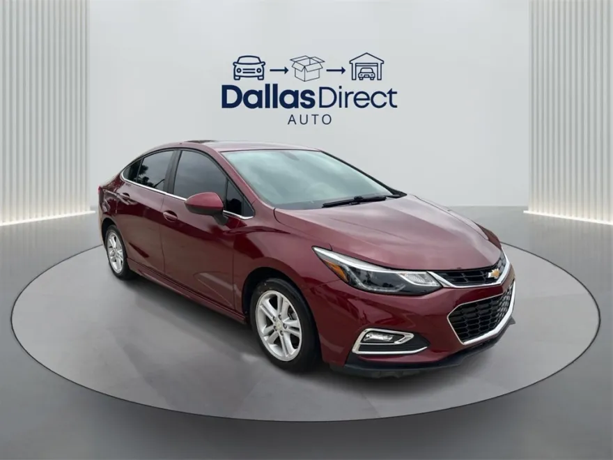 2016 Chevrolet Cruze LT photo 1