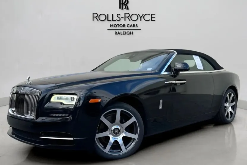 2017 Rolls Royce Dawn photo 1