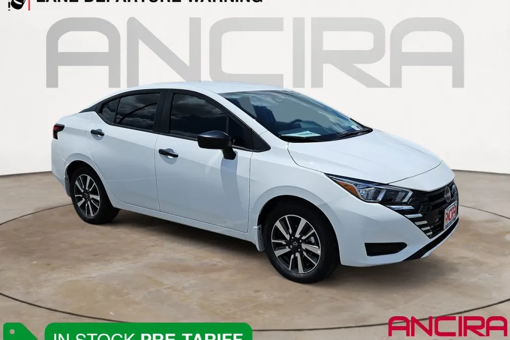 2025 Nissan Versa S photo 1