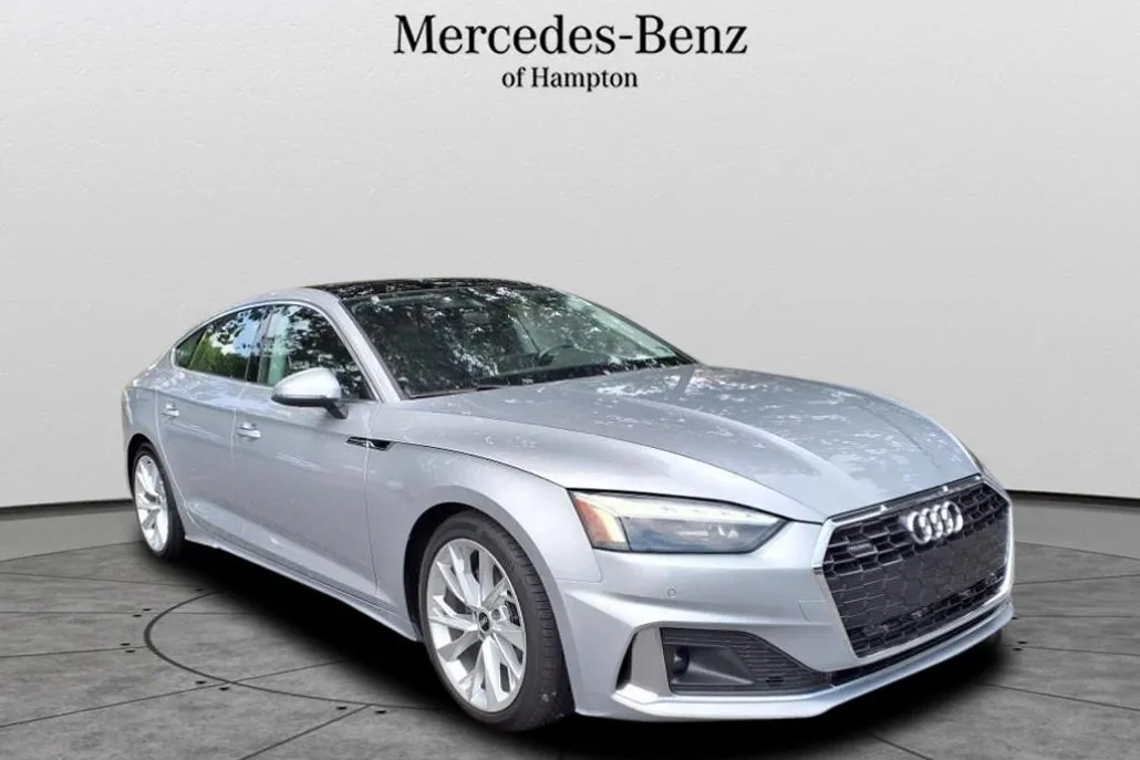 2022 Audi A5 Premium Plus 40 TFSI Quattro photo 1