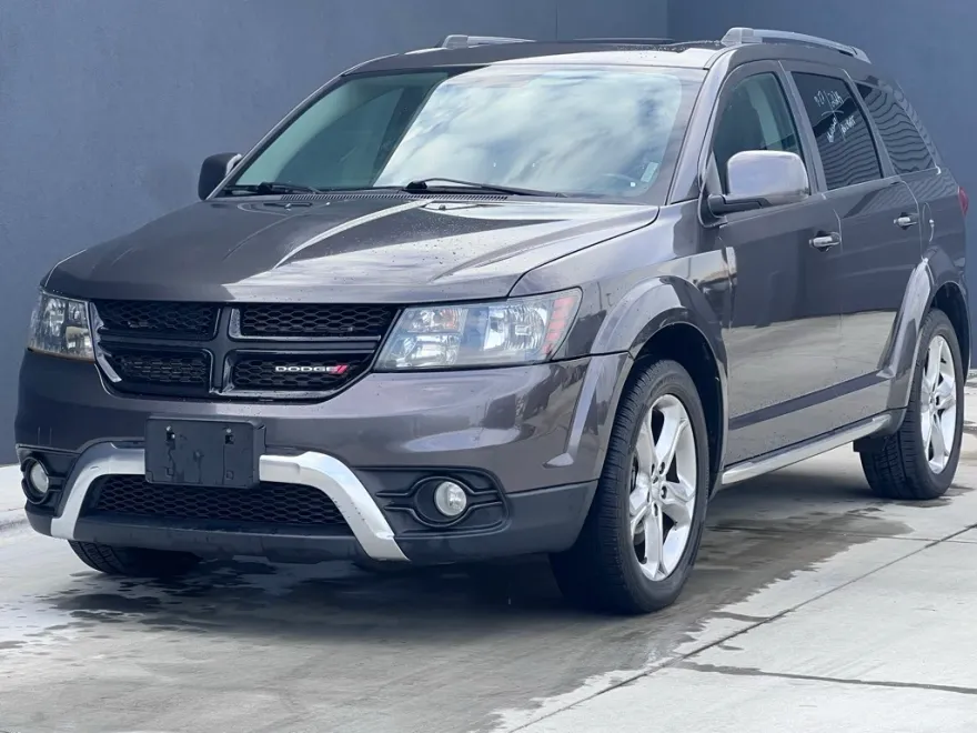 2017 Dodge Journey Crossroad photo 1