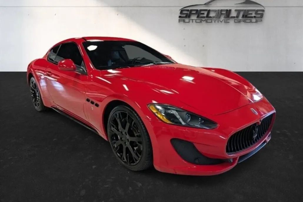 2013 Maserati Granturismo Sport photo 1