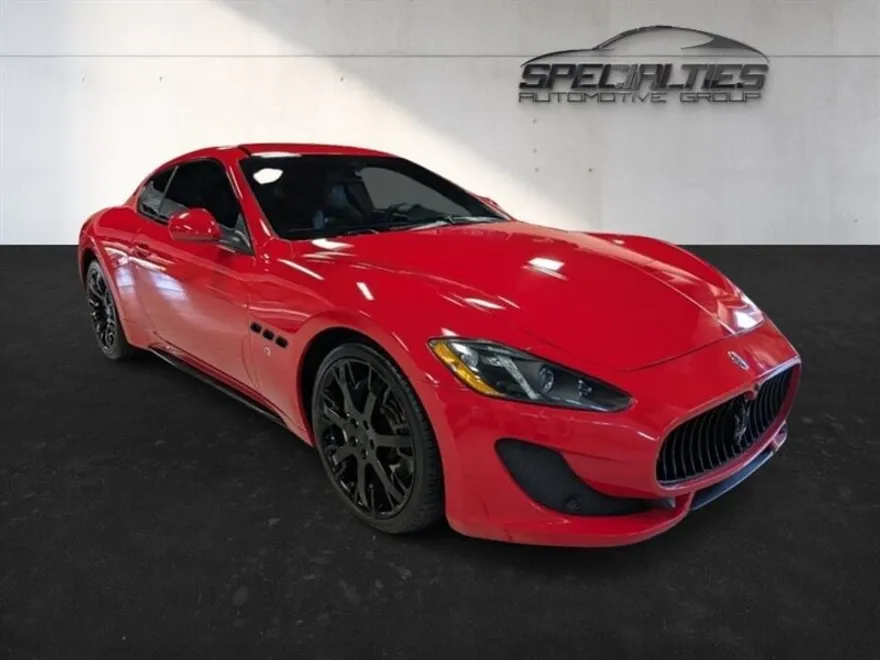 2013 Maserati Granturismo Sport photo 1