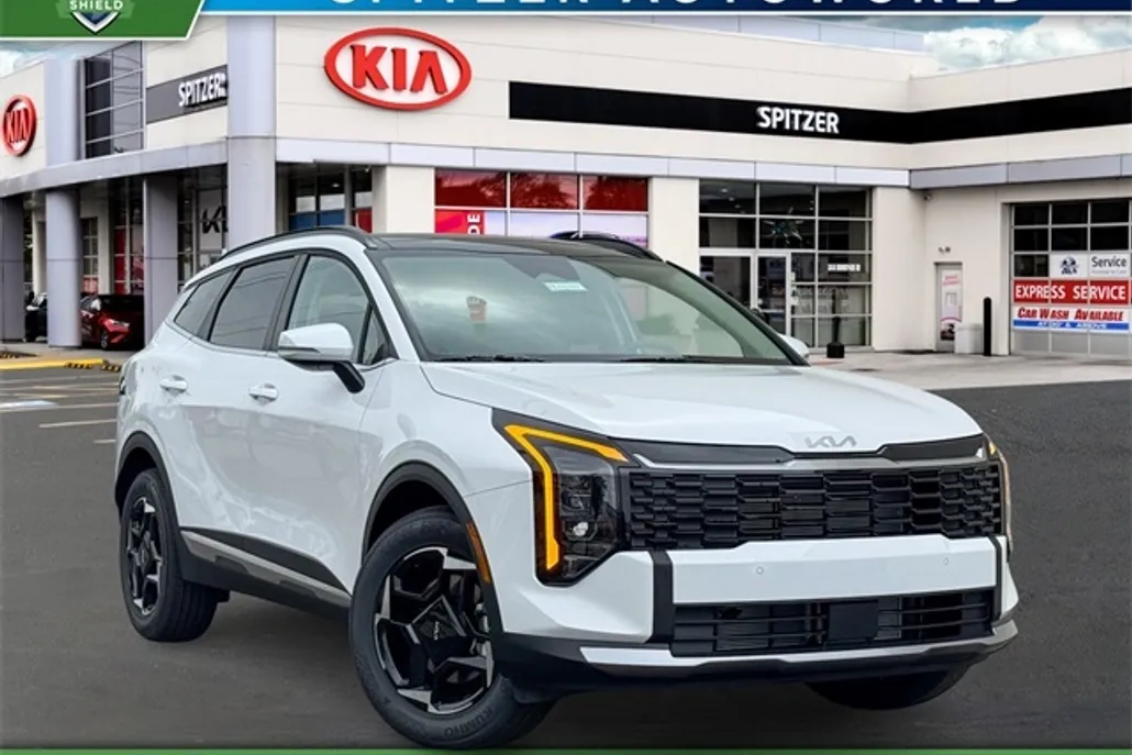 2026 Kia Sportage EX photo 1