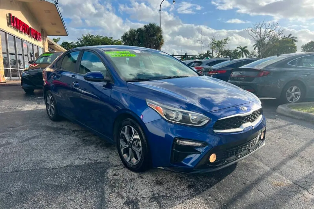 2019 Kia Forte LXS photo 1