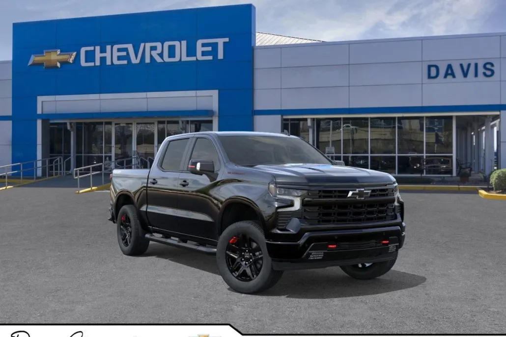 2025 Chevrolet Silverado 1500 RST photo 1