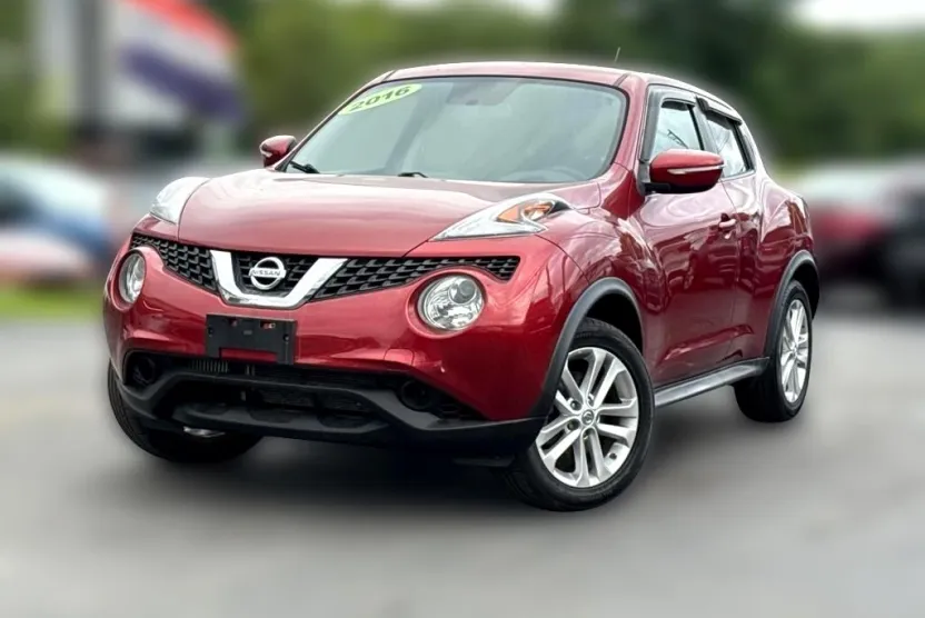 2016 Nissan Juke S photo 1