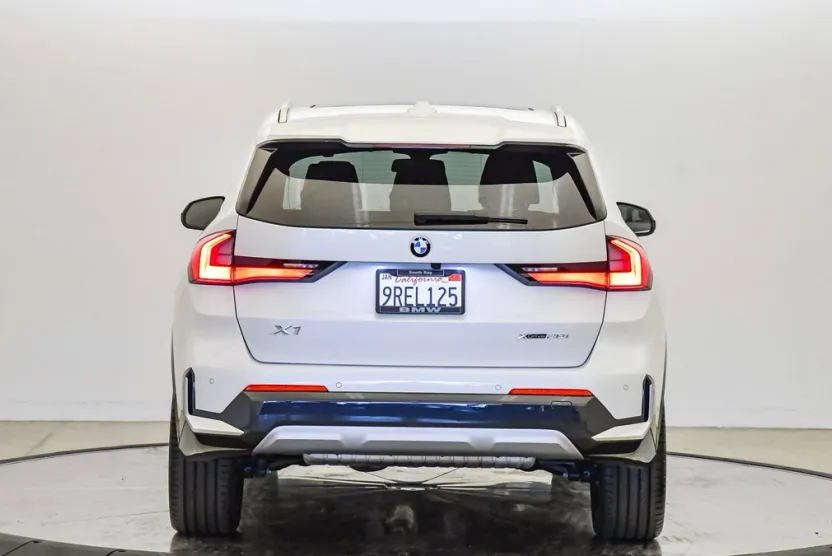 2025 Bmw X1 XDrive28i photo 1
