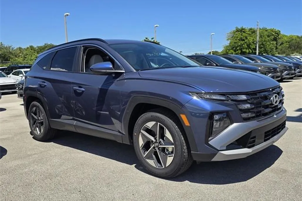 2026 Hyundai Tucson SEL photo 1
