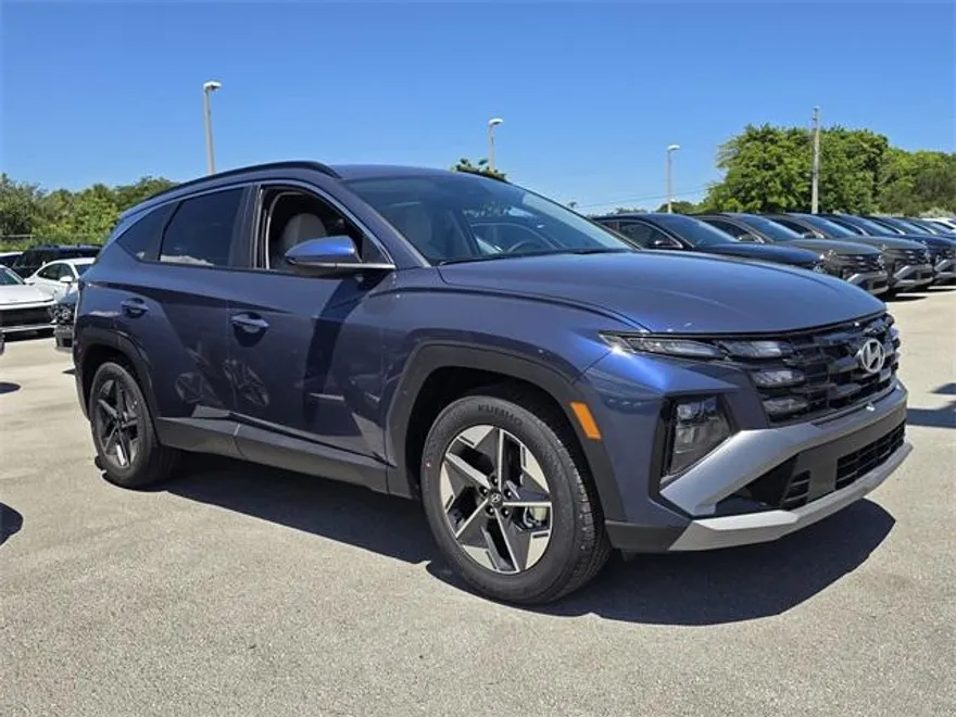 2026 Hyundai Tucson SEL photo 1