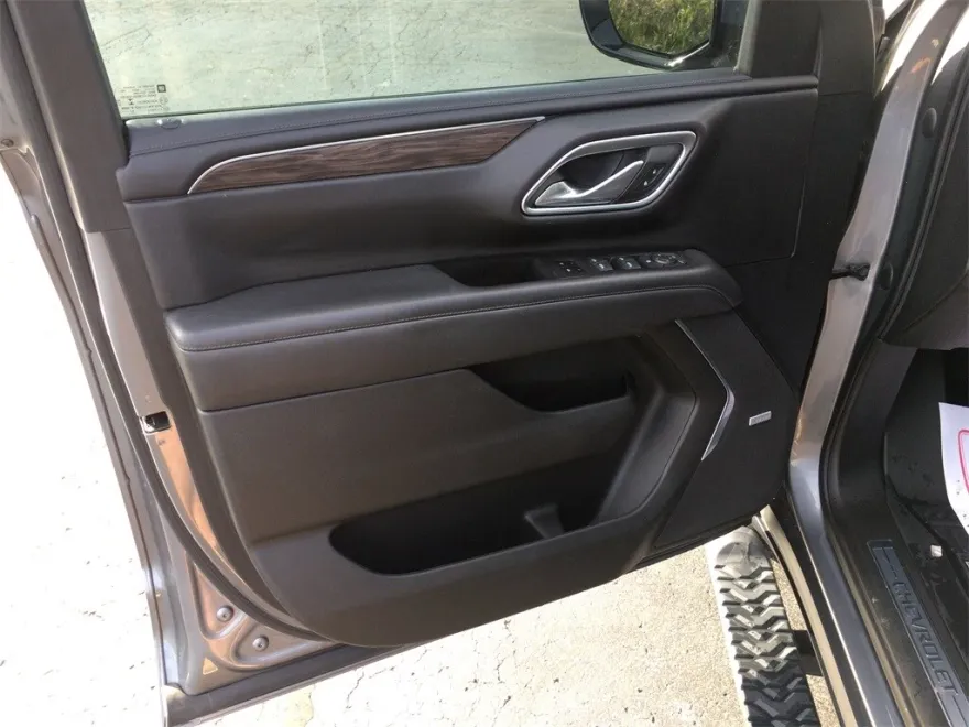 2021 Chevrolet Tahoe Z71 photo 1