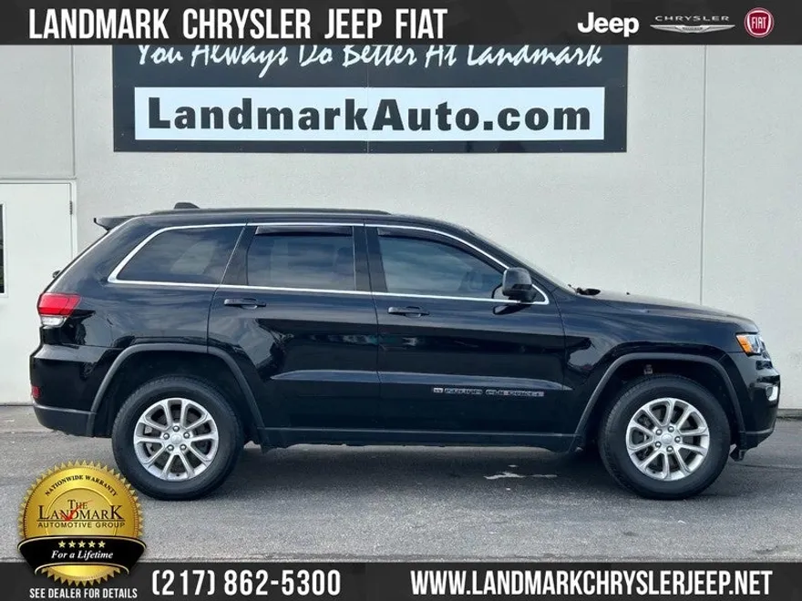 2022 Jeep Cherokee Laredo photo 1
