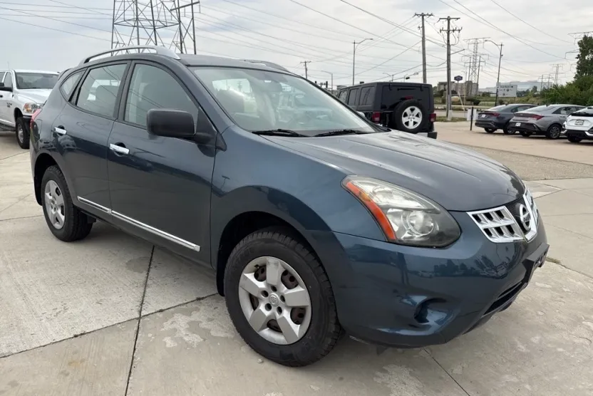 2015 Nissan Rogue Select S AWD photo 1