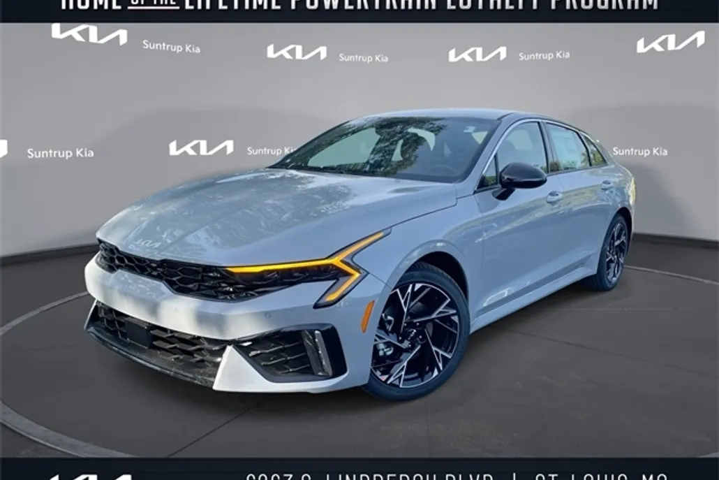 2026 Kia K5 GT-Line photo 1