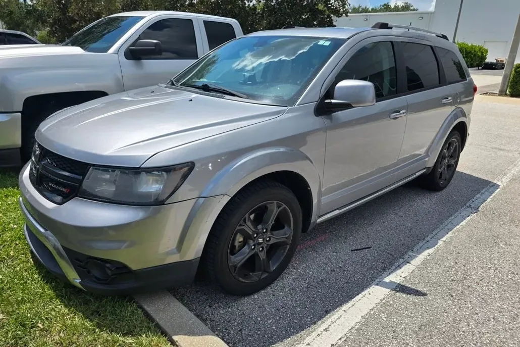2018 Dodge Journey Crossroad photo 1