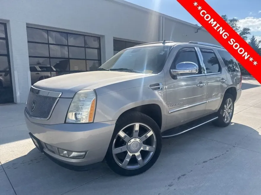 2008 Cadillac Escalade Base photo 1