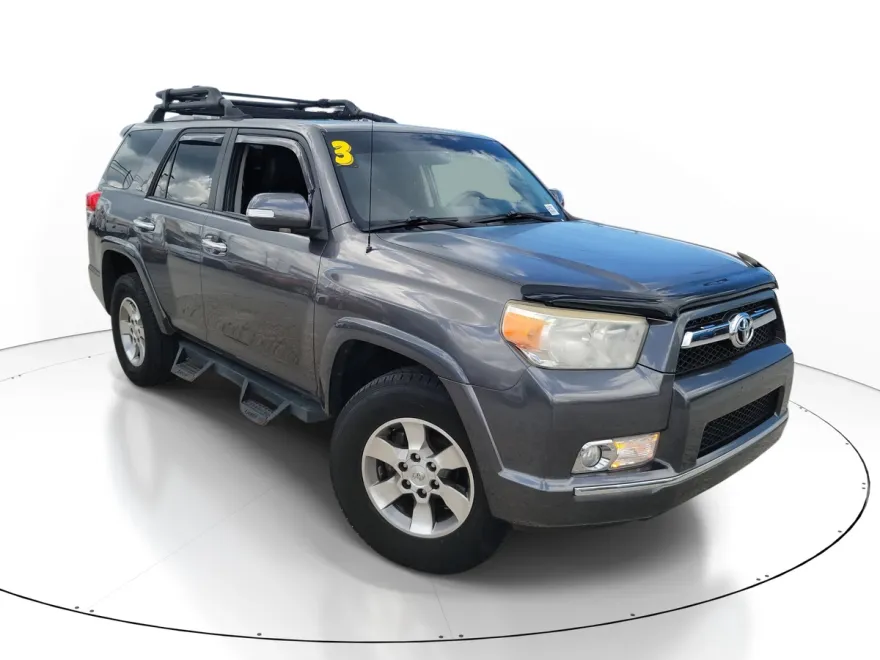 2013 Toyota 4Runner SR5 photo 1