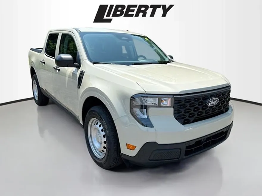 2025 Ford Maverick XL photo 1