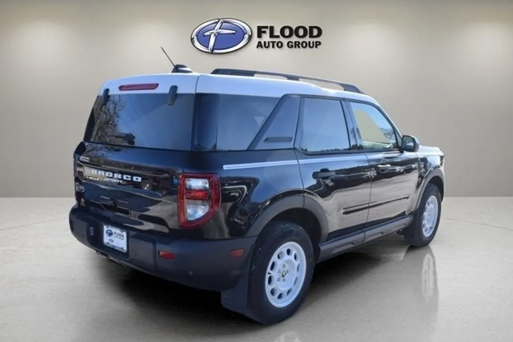 2025 Ford Bronco Heritage photo 1
