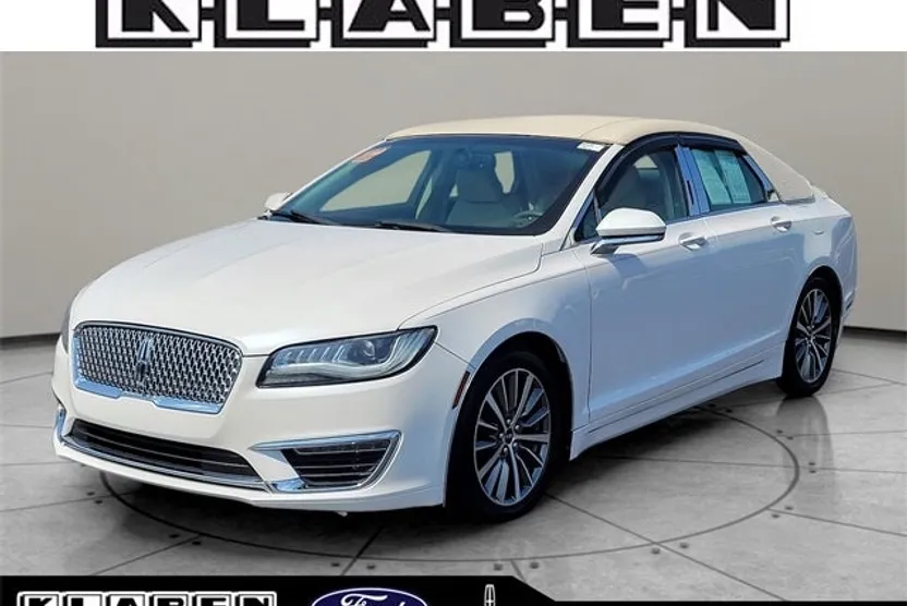2017 Lincoln MKZ Select photo 1