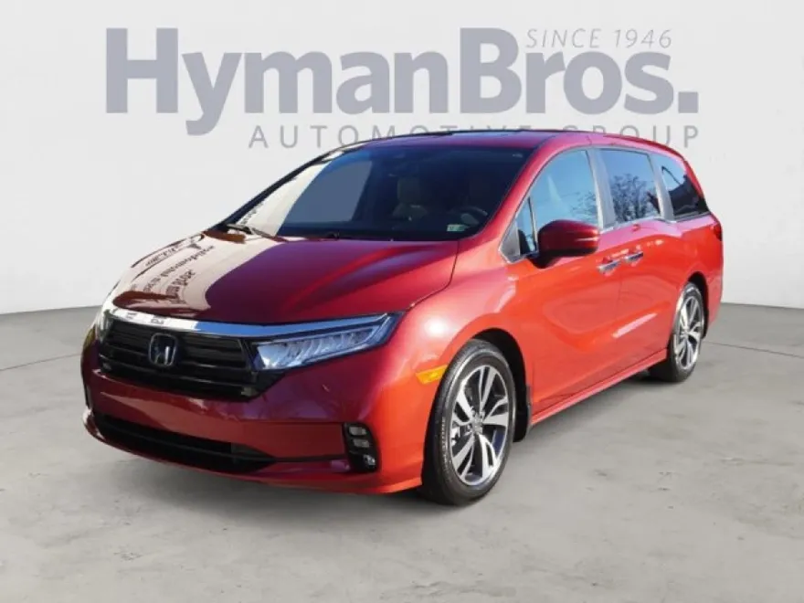2023 Honda Odyssey Touring photo 1