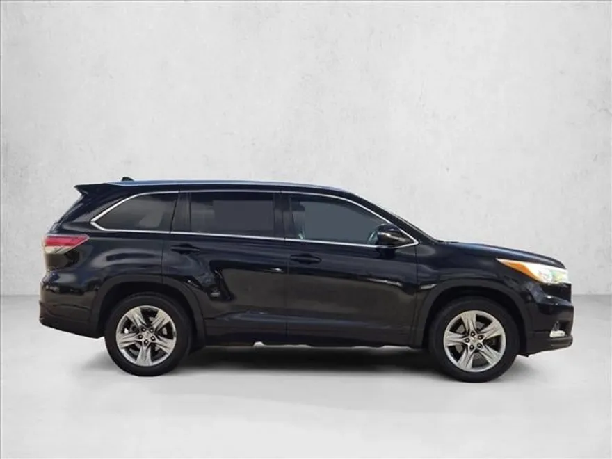 2015 Toyota Highlander Limited Platinum photo 1