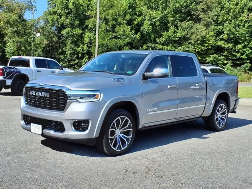 2025 Ram 1500 photo 1
