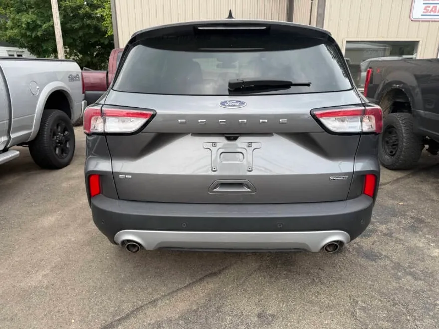 2021 Ford Escape Hybrid SE photo 1