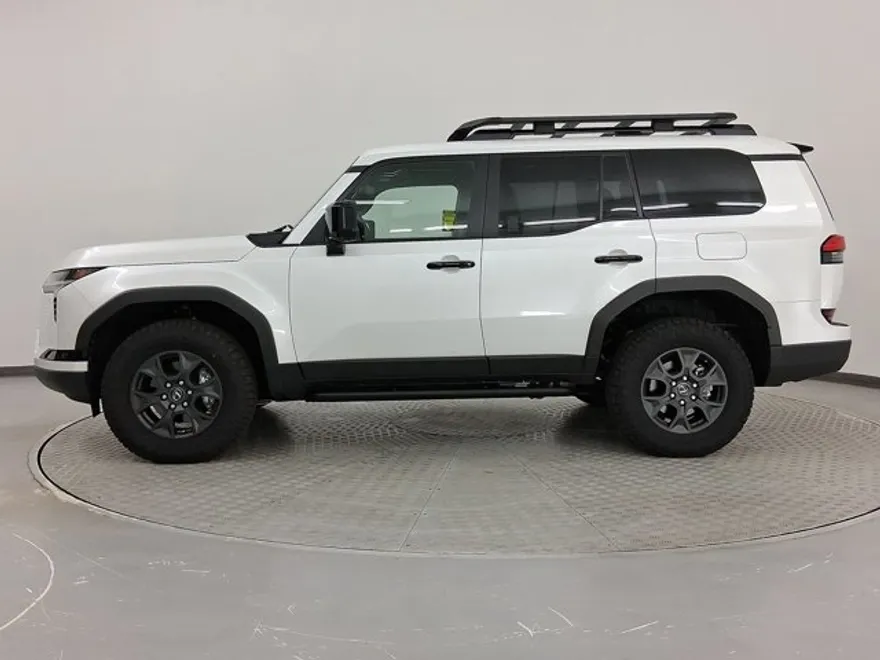 2024 Lexus GX 550 Overtrail photo 1