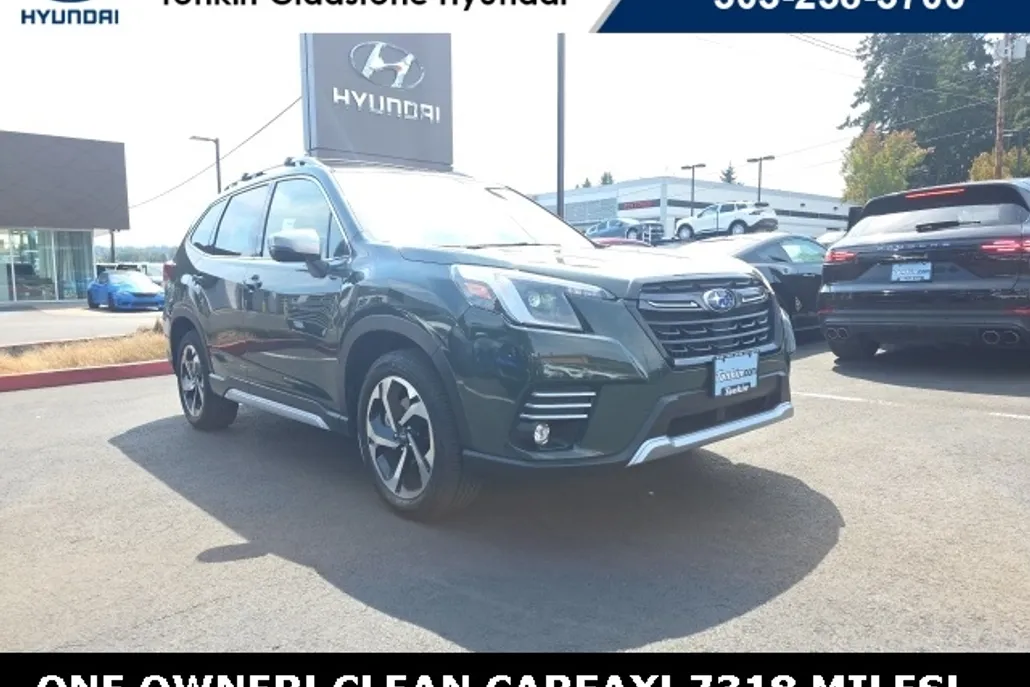 2023 Subaru Forester Touring photo 1