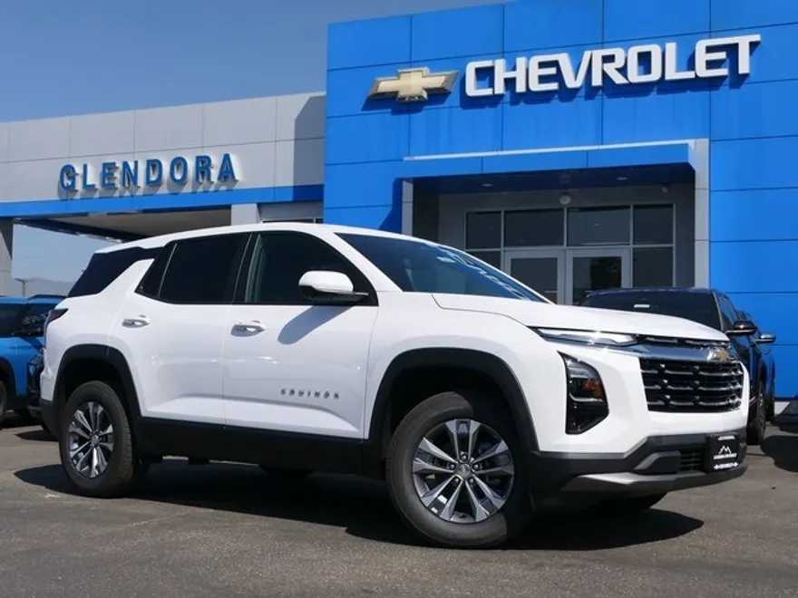 2026 Chevrolet Equinox LT photo 1