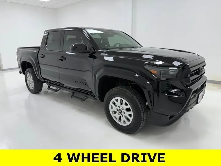 2025 Toyota Tacoma SR5 photo 1