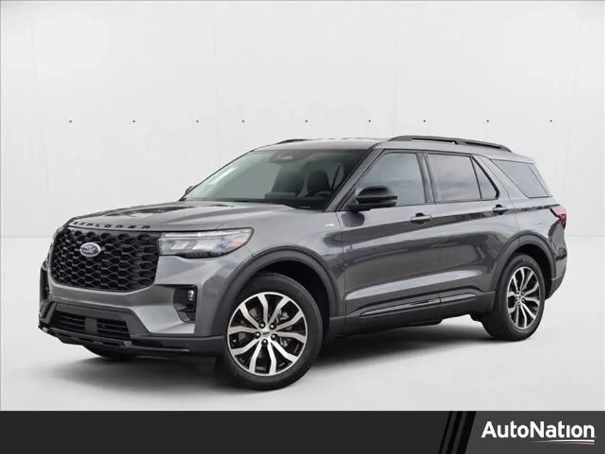 2025 Ford Explorer ST-Line photo 1