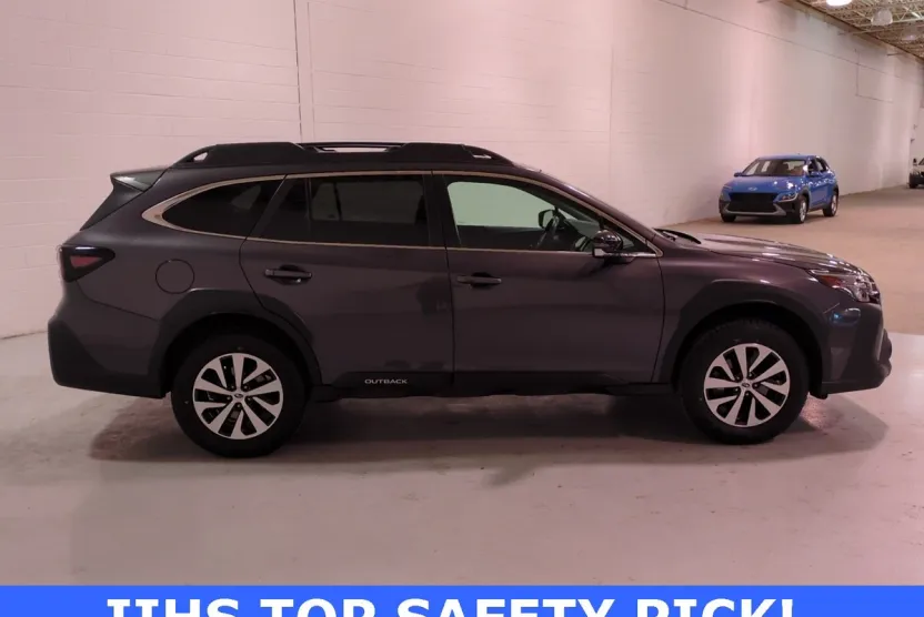 2023 Subaru Outback Premium photo 1