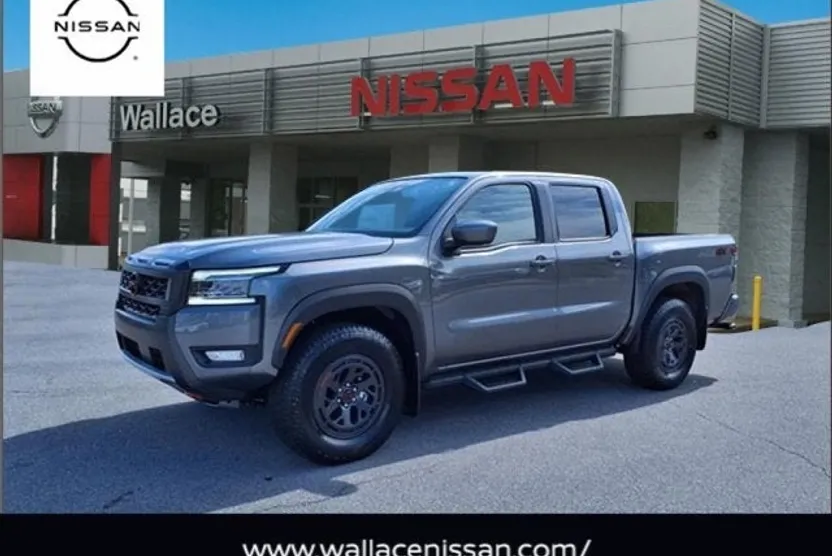 2025 Nissan Frontier PRO-4X photo 1