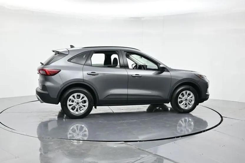 2025 Ford Escape Active photo 1