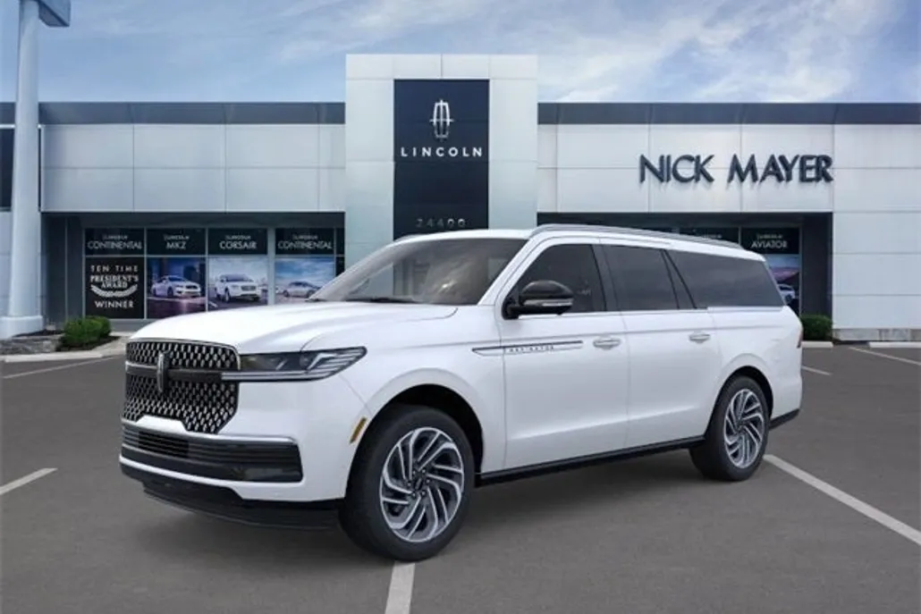 2025 Lincoln Navigator L Reserve photo 1