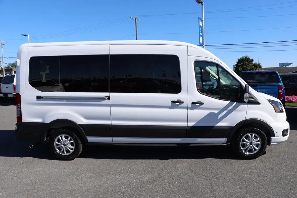 2025 Ford Transit Passenger Van XLT photo 1