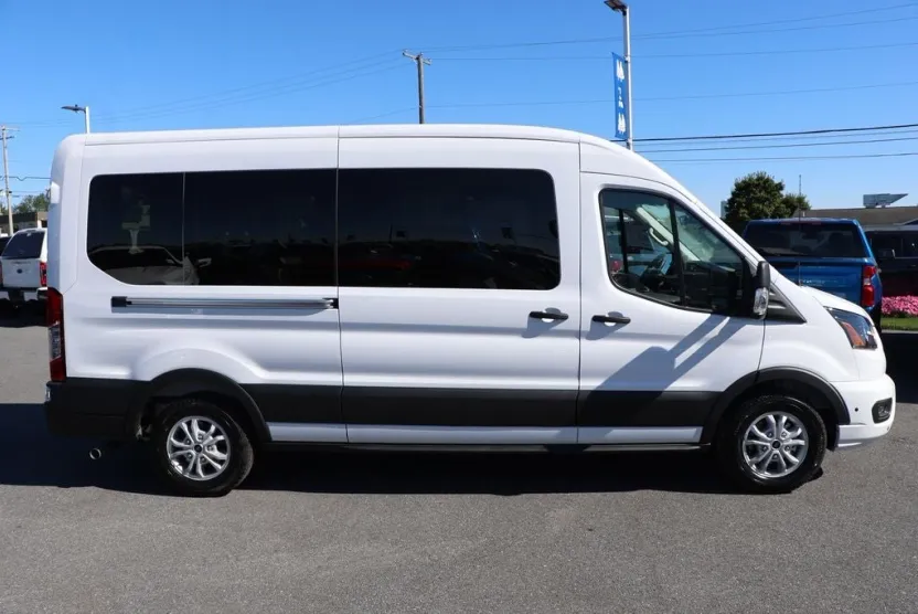 2025 Ford Transit Passenger Van XLT photo 1