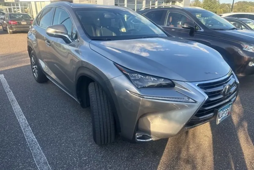 2015 Lexus NX 200t Luxury photo 1